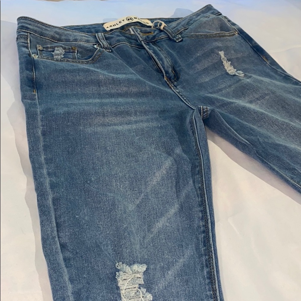 Jeans - Picture 3 of 4